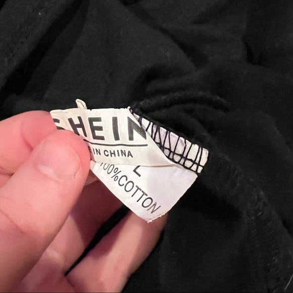 shein space tee - Picture 2 of 2